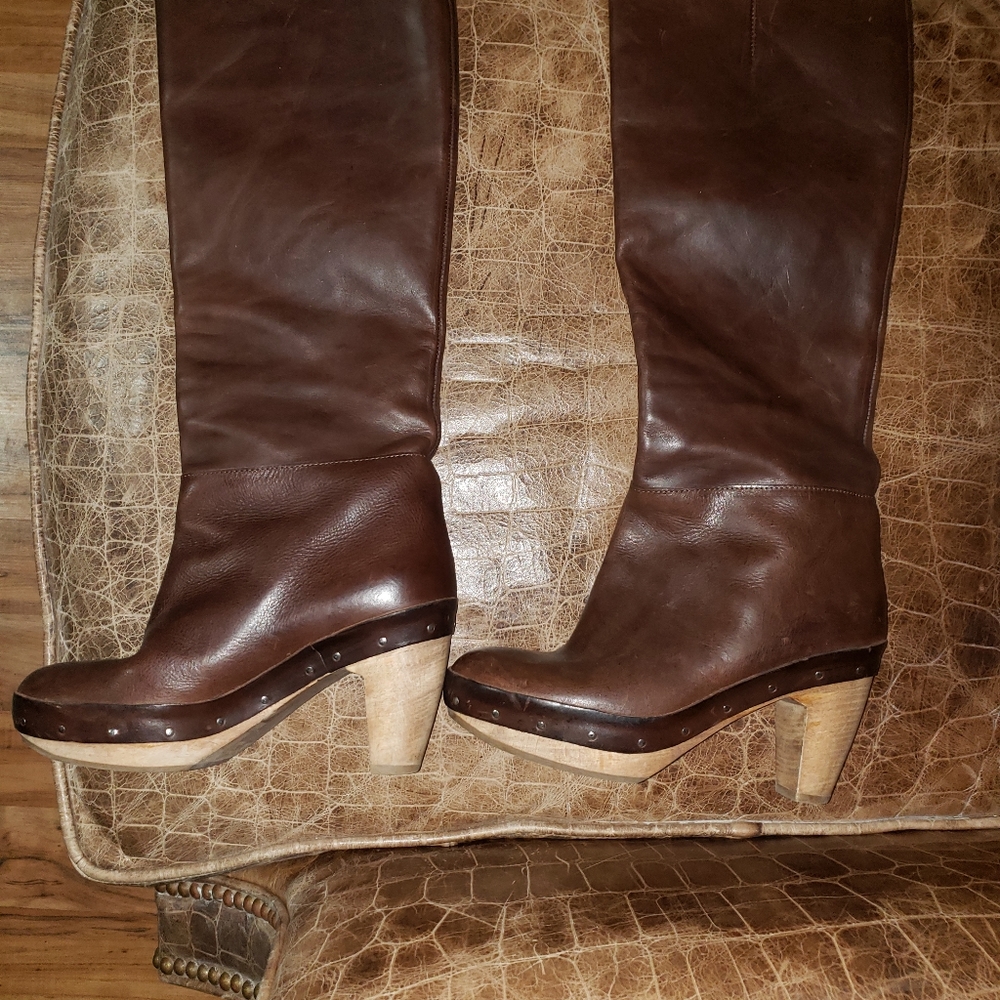 Boots - Picture 2 of 8
